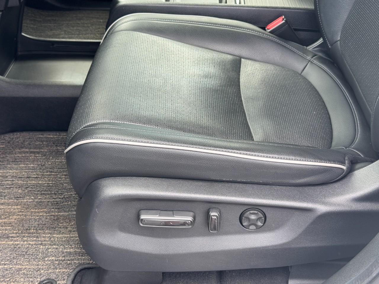 Honda Odyssey Vehicle Full-screen Gallery Image 18