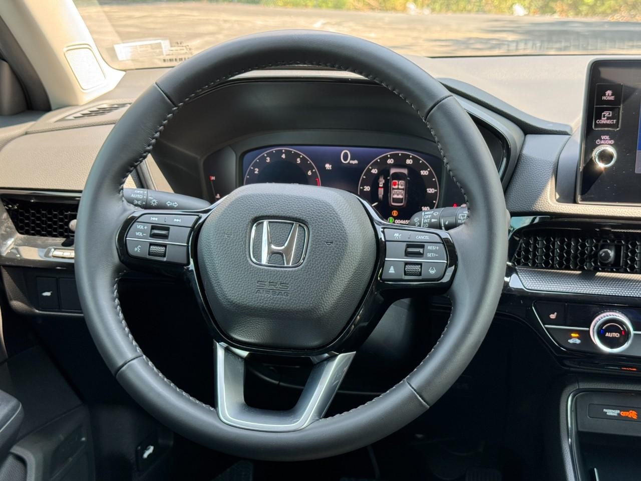 Honda CR-V Vehicle Full-screen Gallery Image 14