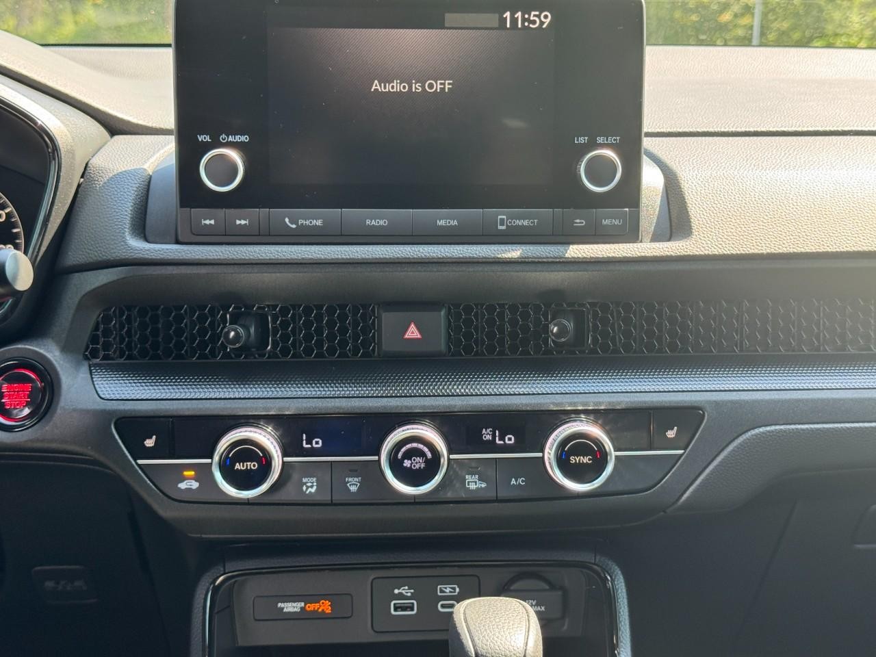 Honda CR-V Vehicle Full-screen Gallery Image 13