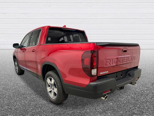 Honda Ridgeline Vehicle Full-screen Gallery Image 04