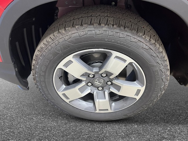 Honda Ridgeline Vehicle Full-screen Gallery Image 12