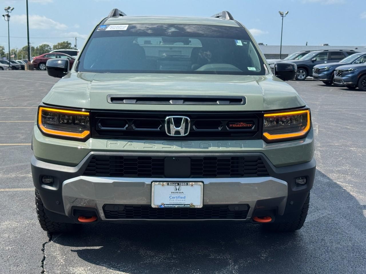 Honda Passport Vehicle Full-screen Gallery Image 11