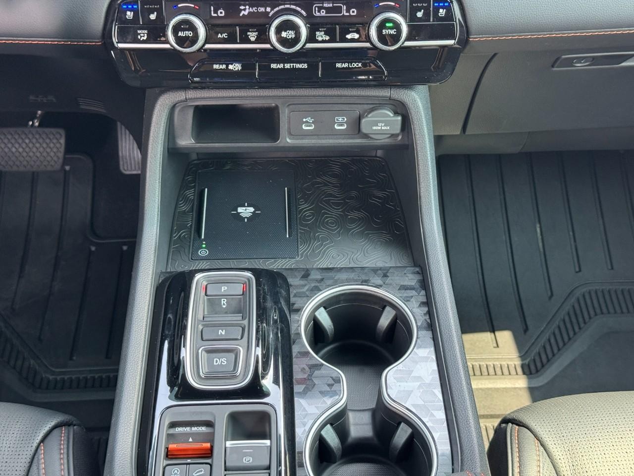 Honda Passport Vehicle Full-screen Gallery Image 17