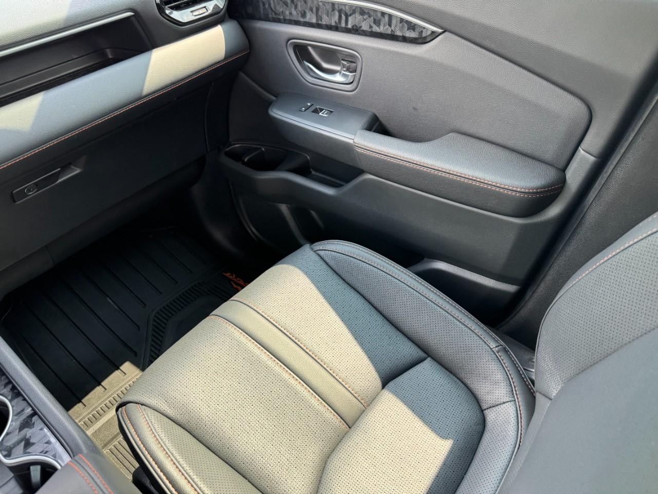 Honda Passport Vehicle Full-screen Gallery Image 18