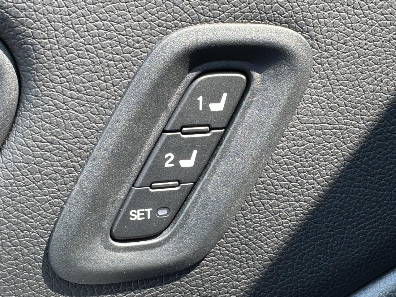Honda Passport Vehicle Full-screen Gallery Image 21