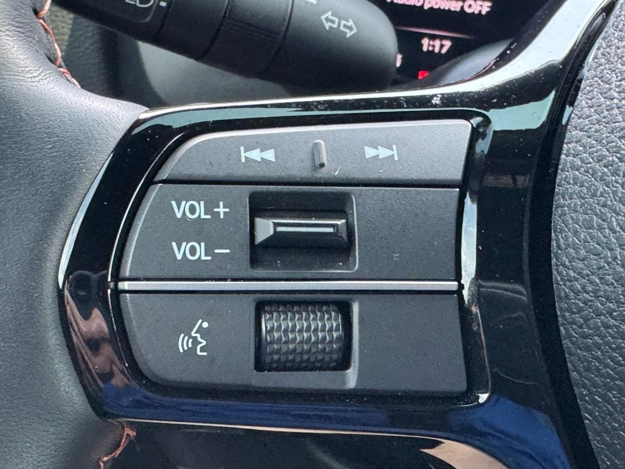 Honda Passport Vehicle Full-screen Gallery Image 22
