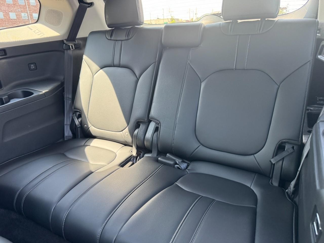 Honda Pilot Vehicle Full-screen Gallery Image 13