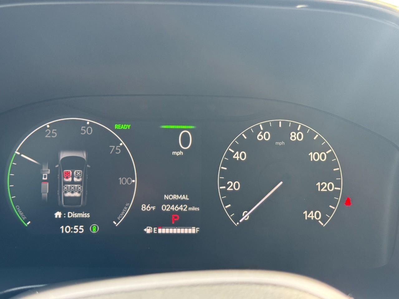 Honda CR-V Hybrid Vehicle Full-screen Gallery Image 22