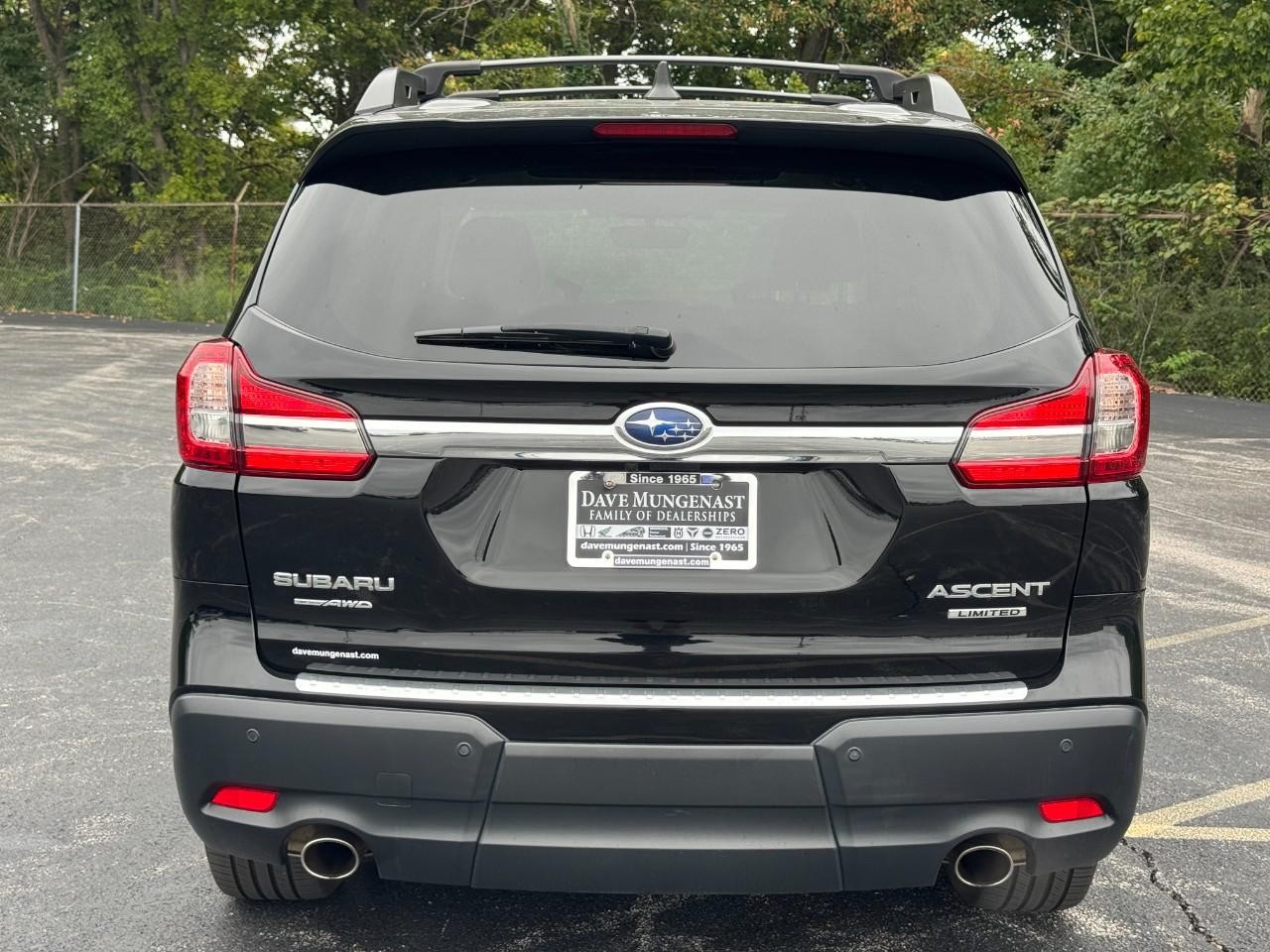 Subaru Ascent Vehicle Full-screen Gallery Image 07