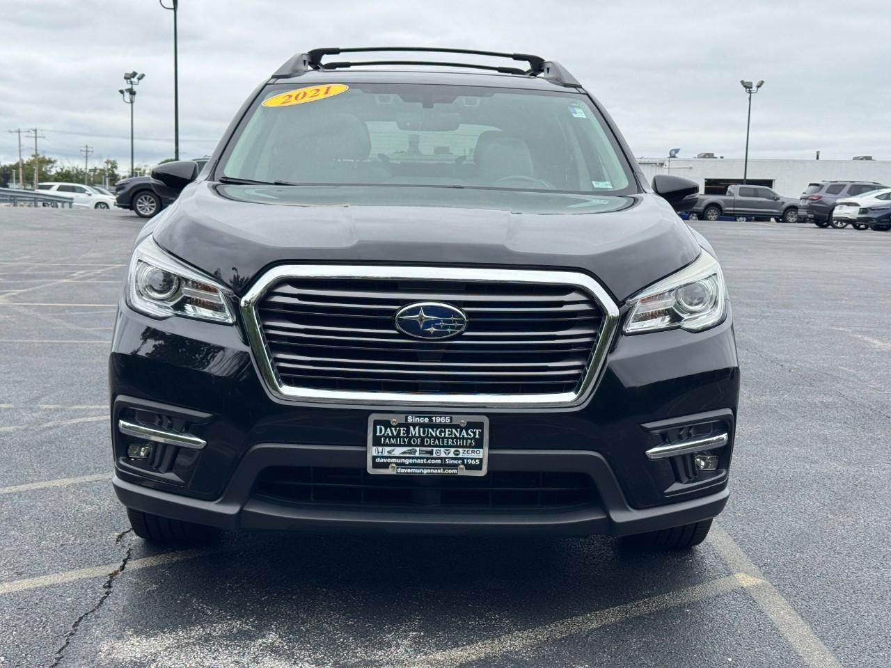Subaru Ascent Vehicle Full-screen Gallery Image 11