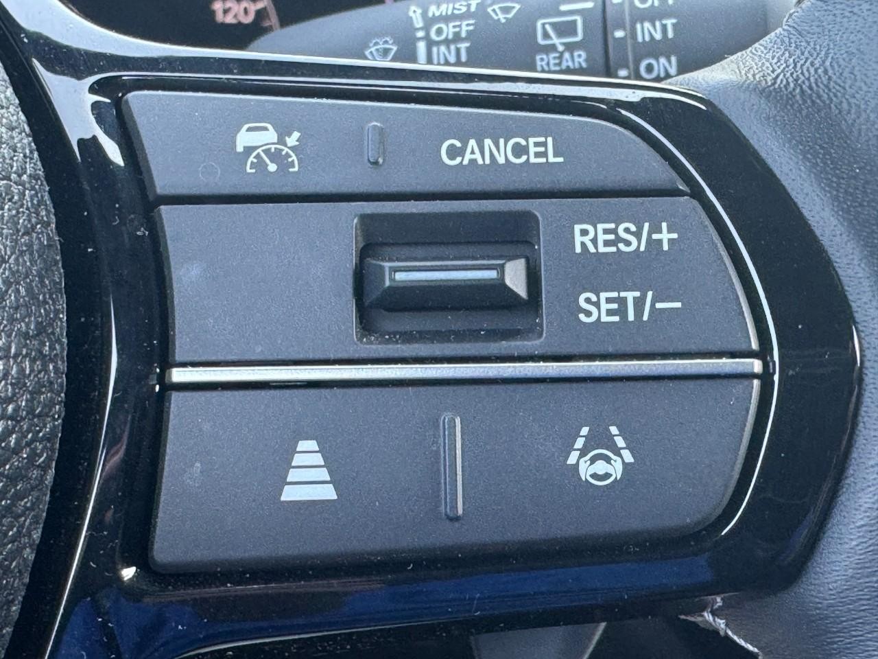 Honda Civic Hatchback Vehicle Full-screen Gallery Image 21