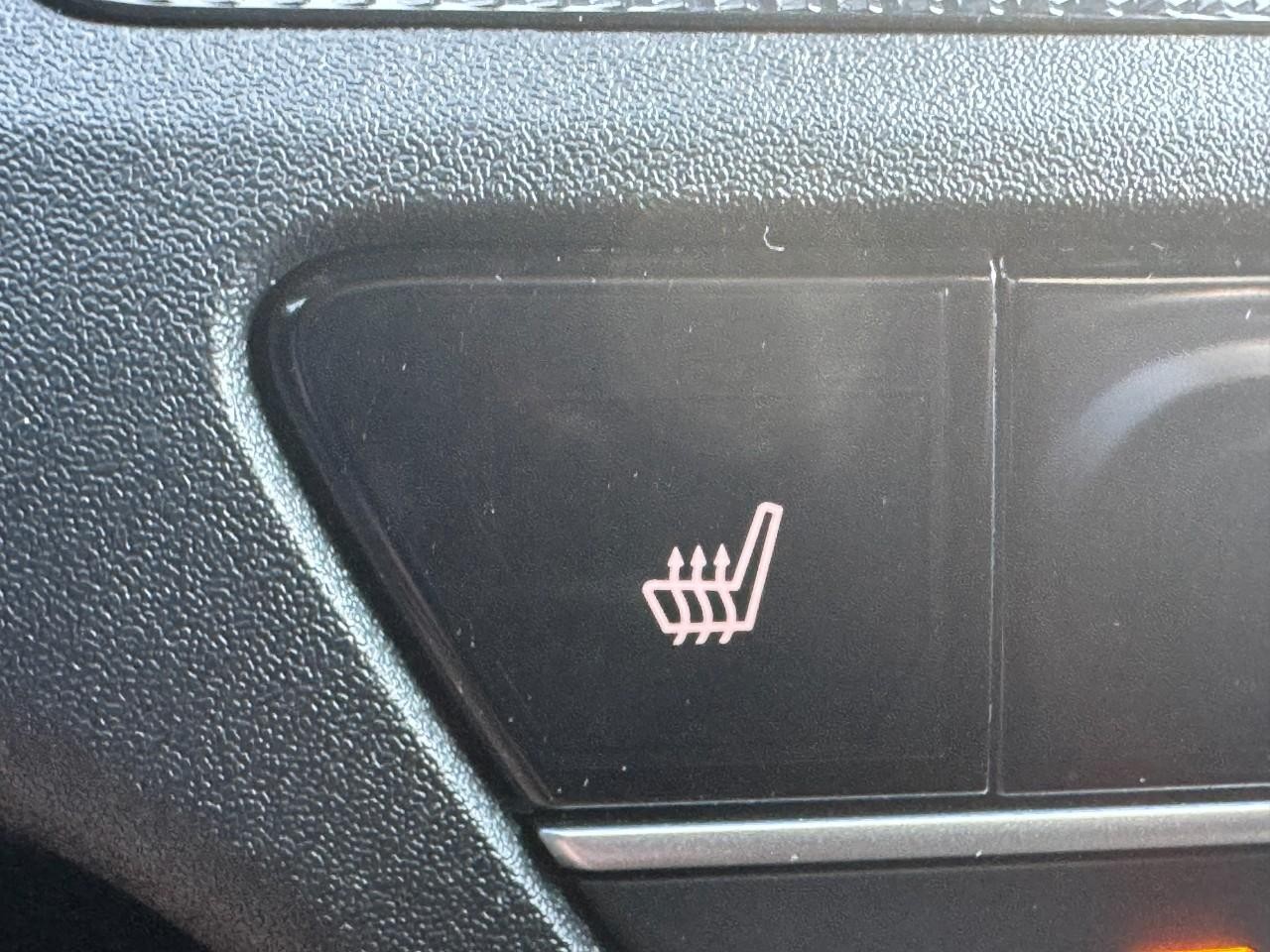 Honda CR-V Hybrid Vehicle Full-screen Gallery Image 25