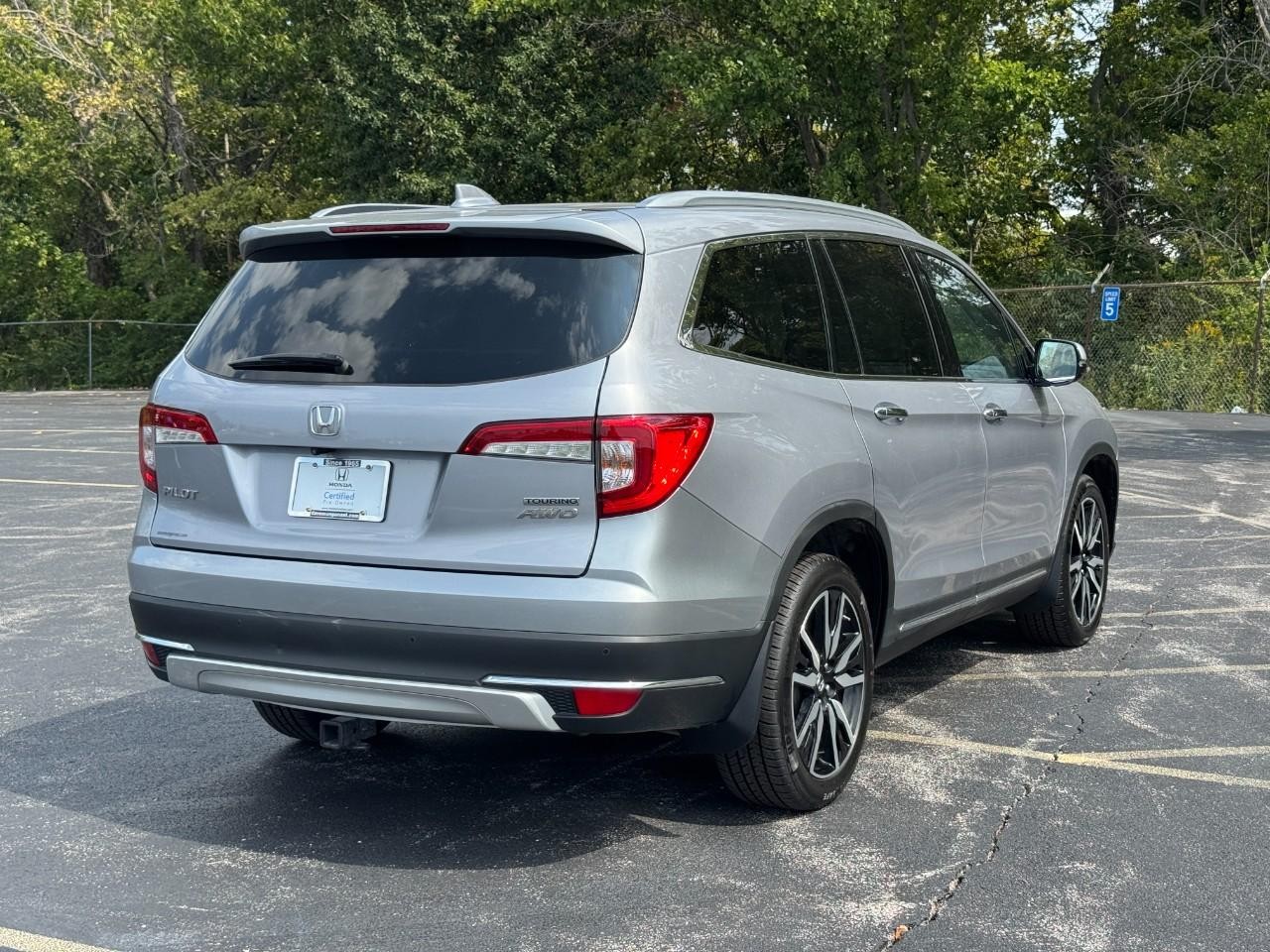 Honda Pilot Vehicle Full-screen Gallery Image 04