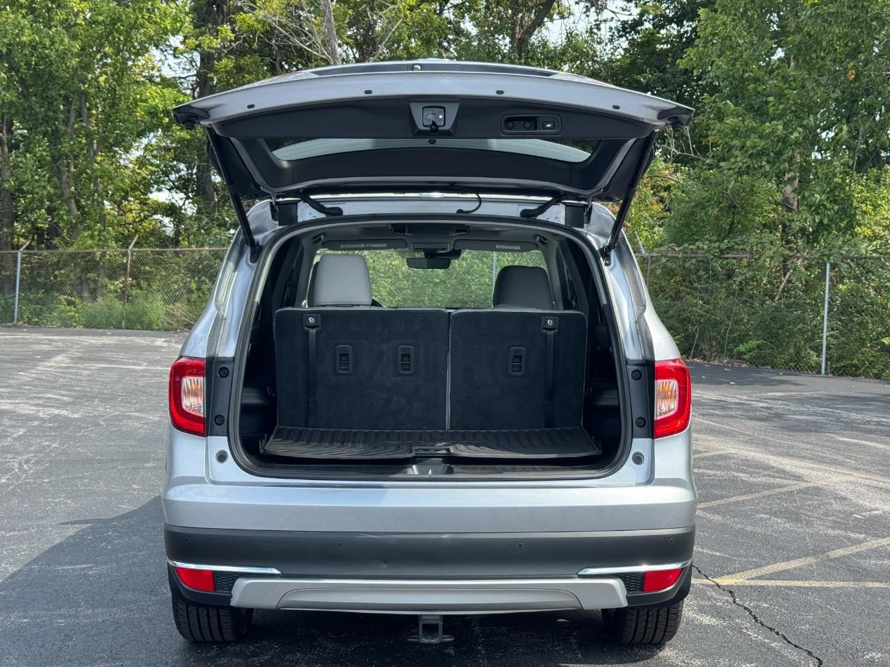 Honda Pilot Vehicle Full-screen Gallery Image 06