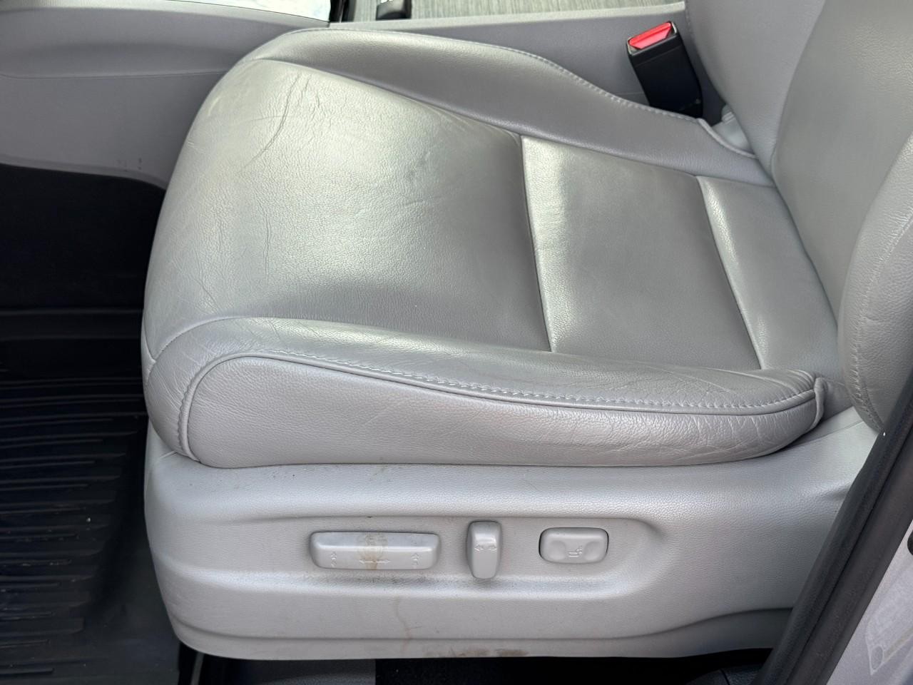 Honda Pilot Vehicle Full-screen Gallery Image 20
