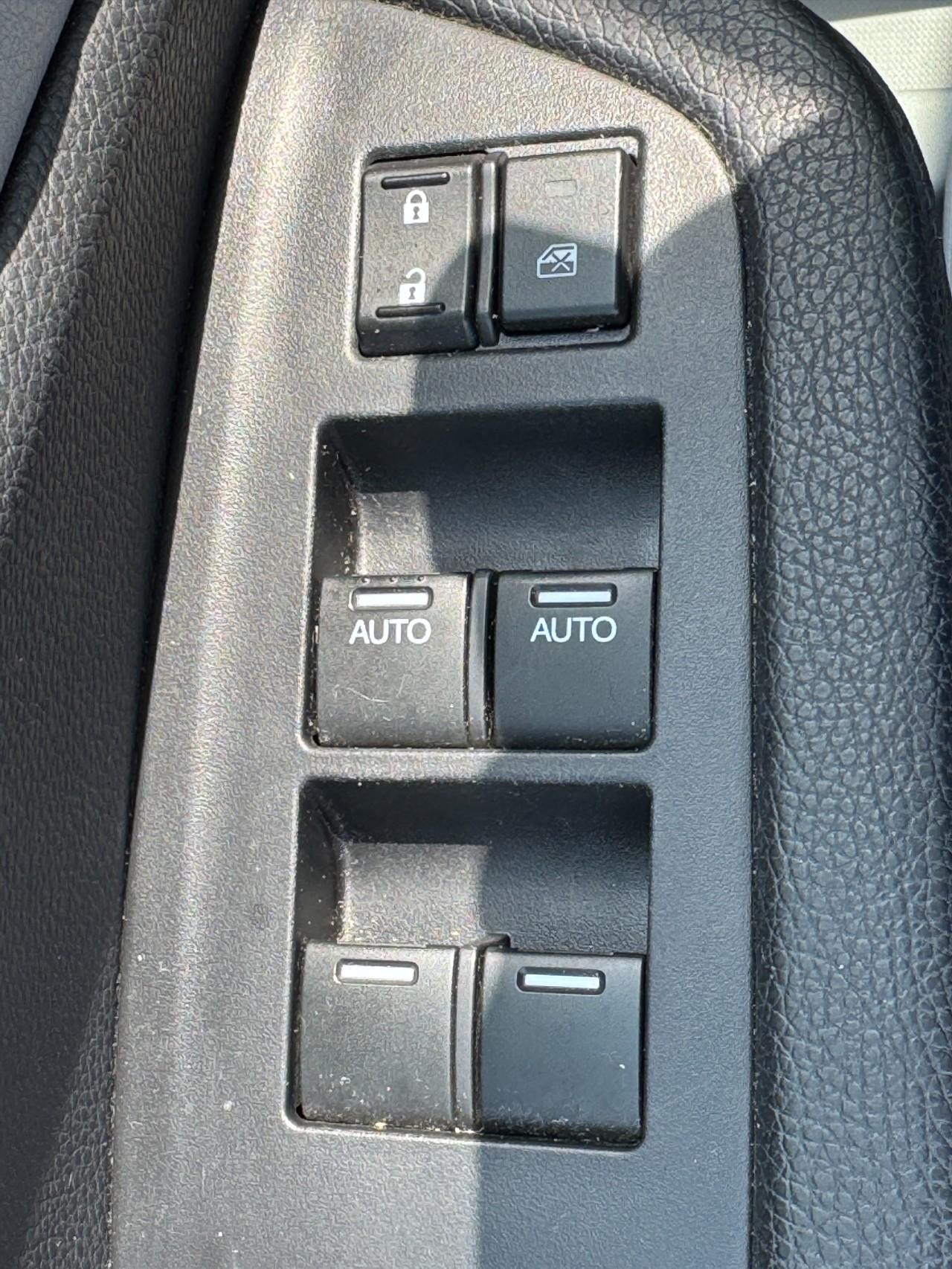 Honda Pilot Vehicle Full-screen Gallery Image 21