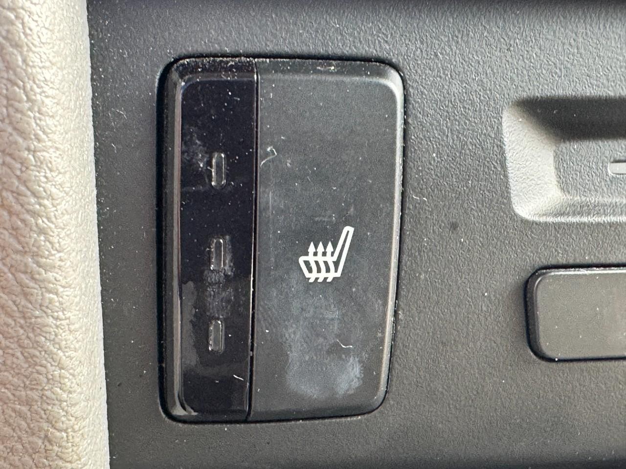Honda Pilot Vehicle Full-screen Gallery Image 27