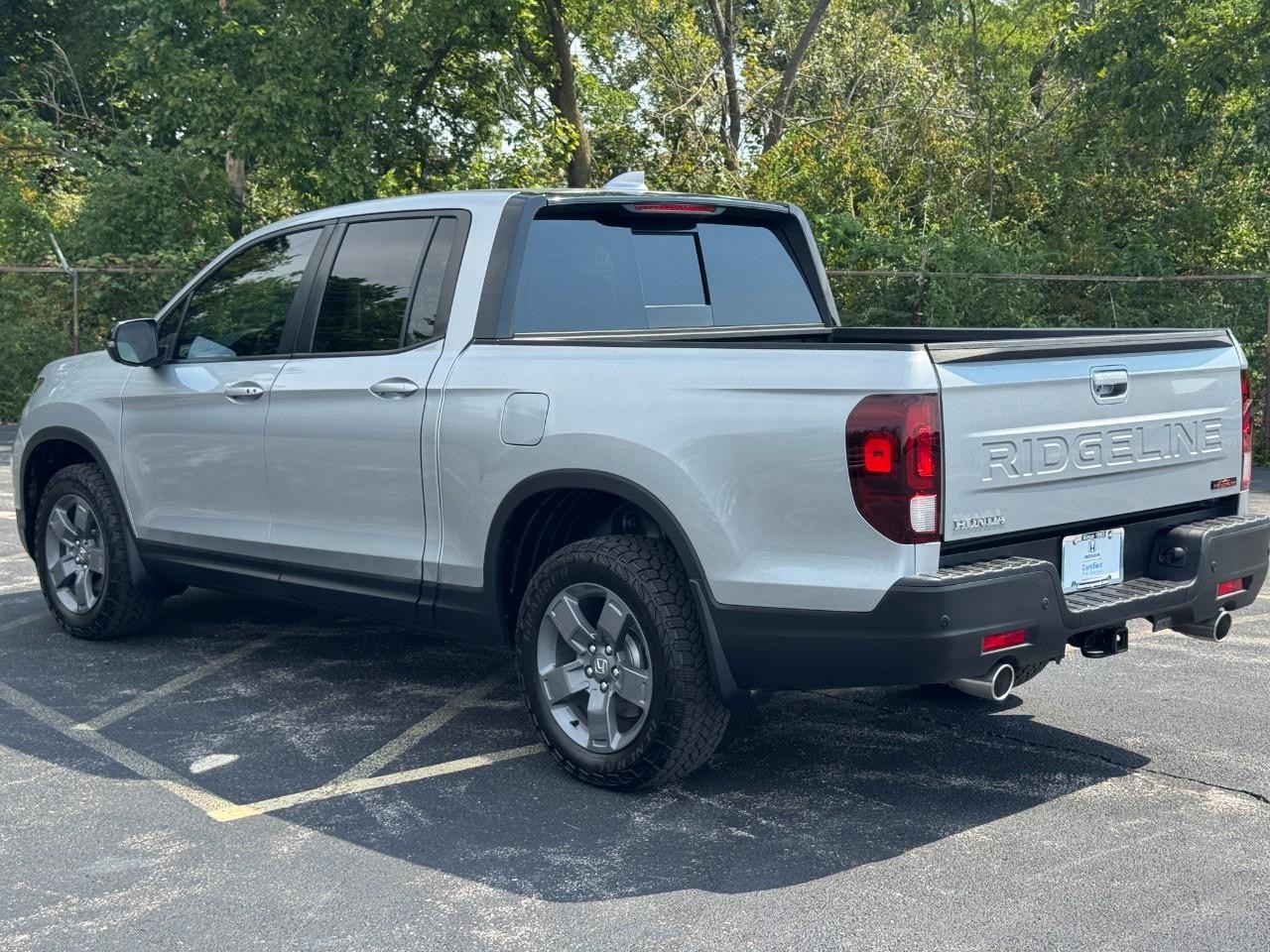 Honda Ridgeline Vehicle Full-screen Gallery Image 08