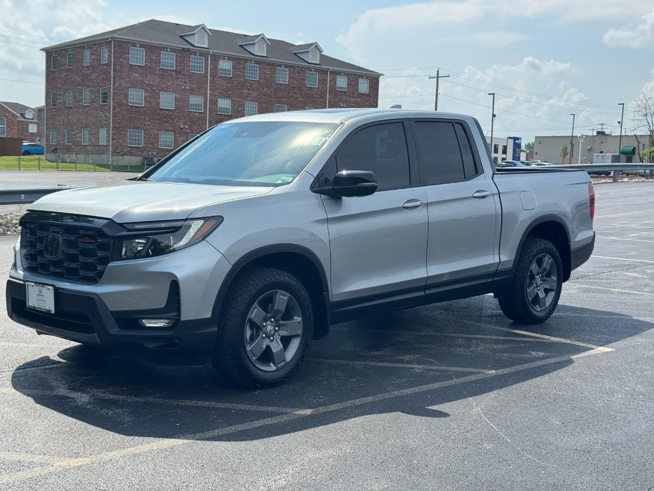 Honda Ridgeline Vehicle Full-screen Gallery Image 10