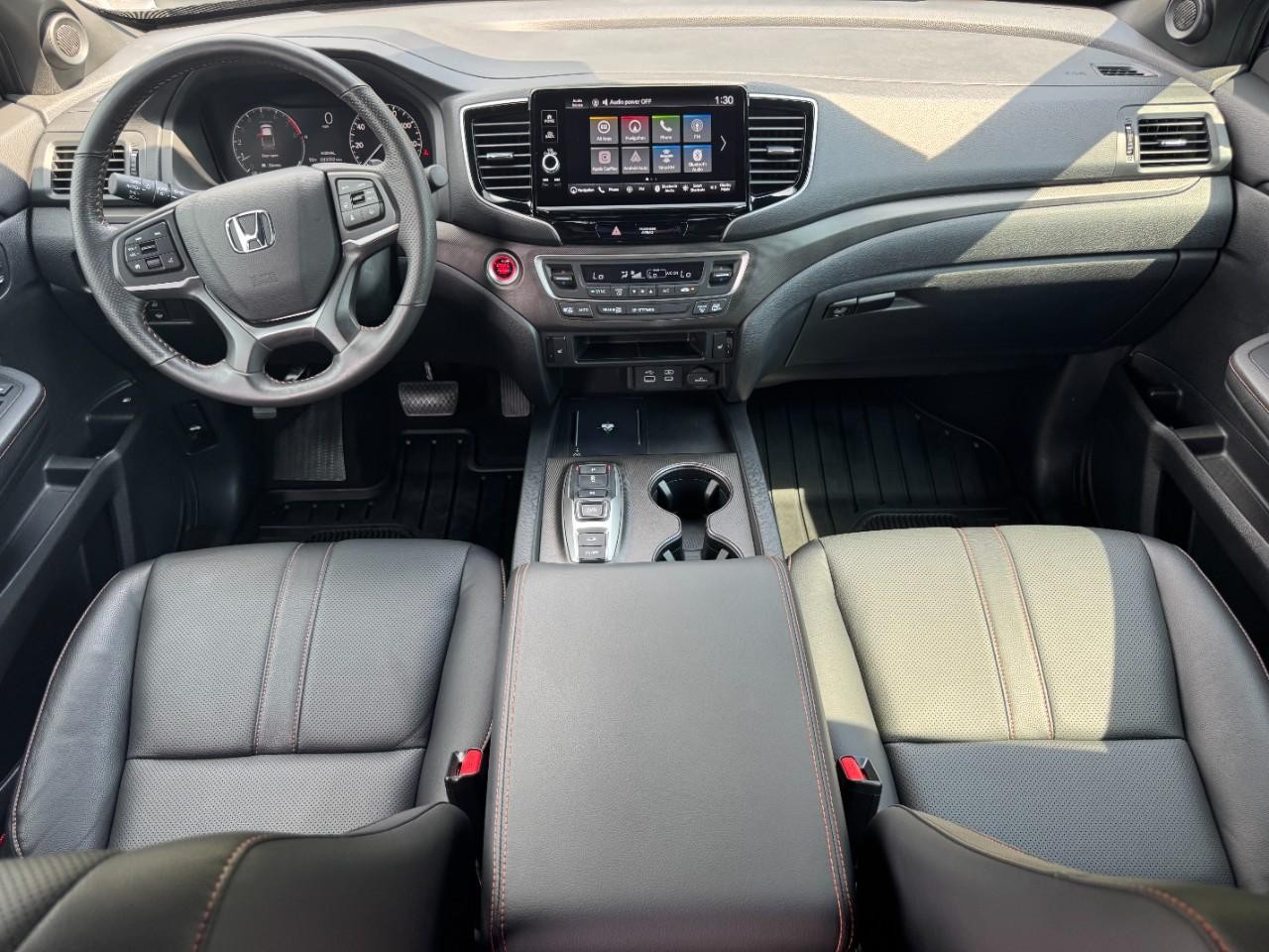 Honda Ridgeline Vehicle Full-screen Gallery Image 13