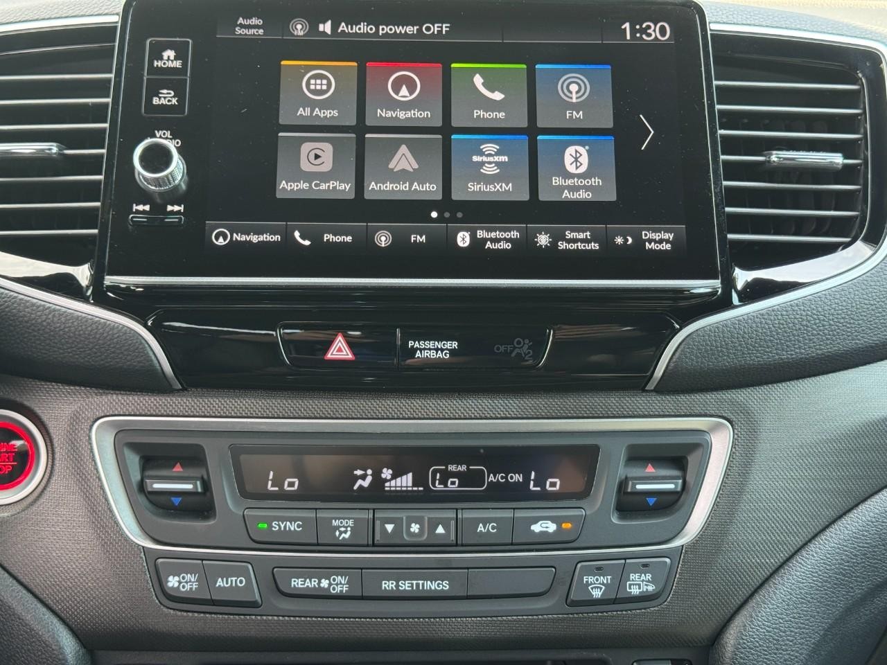 Honda Ridgeline Vehicle Full-screen Gallery Image 15