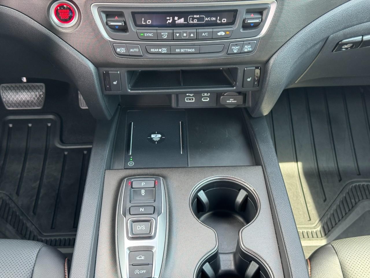 Honda Ridgeline Vehicle Full-screen Gallery Image 16