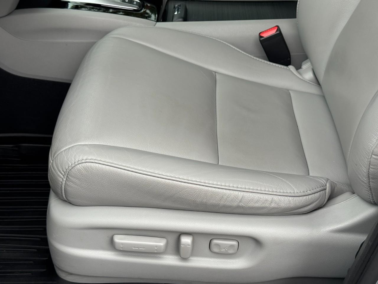 Honda Pilot Vehicle Full-screen Gallery Image 20
