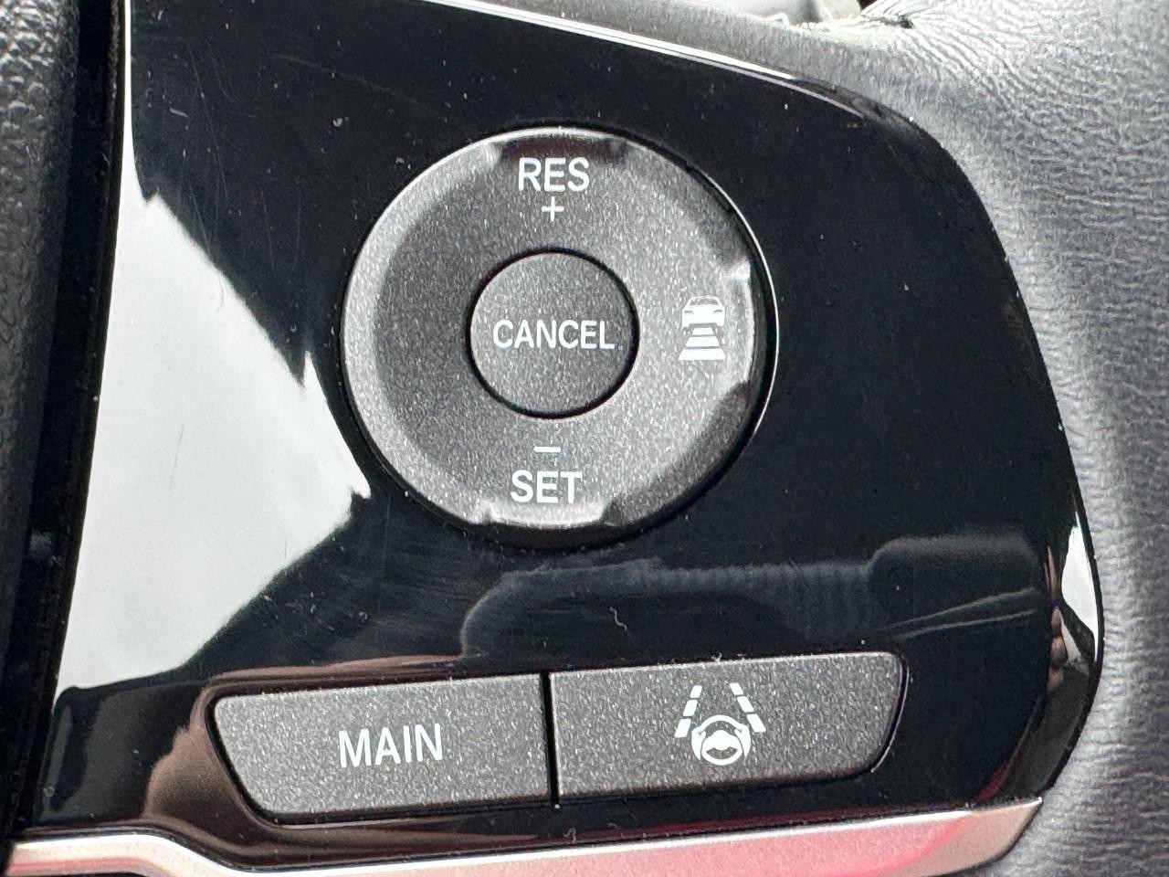 Honda Pilot Vehicle Full-screen Gallery Image 25