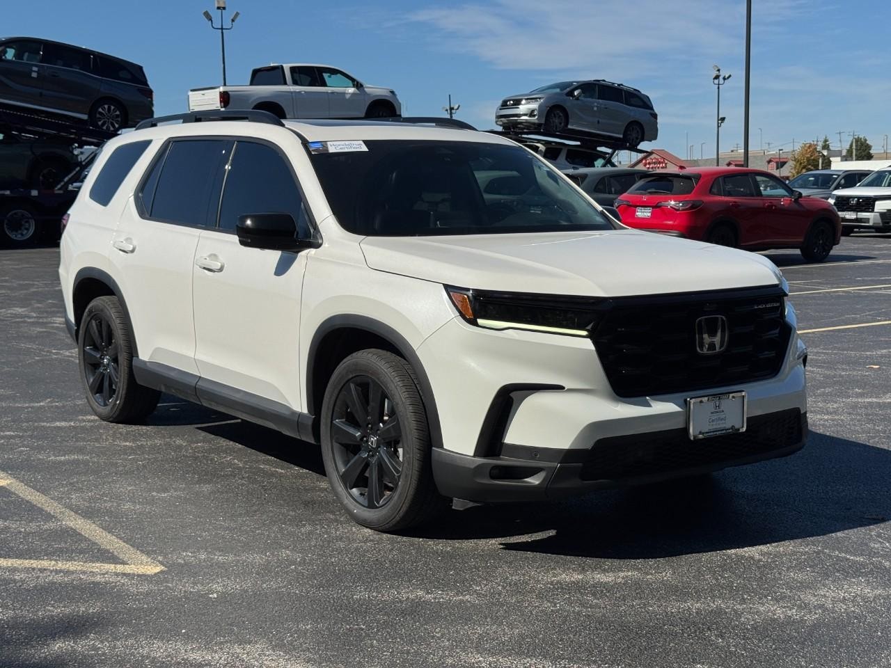 Honda Pilot Vehicle Full-screen Gallery Image 02