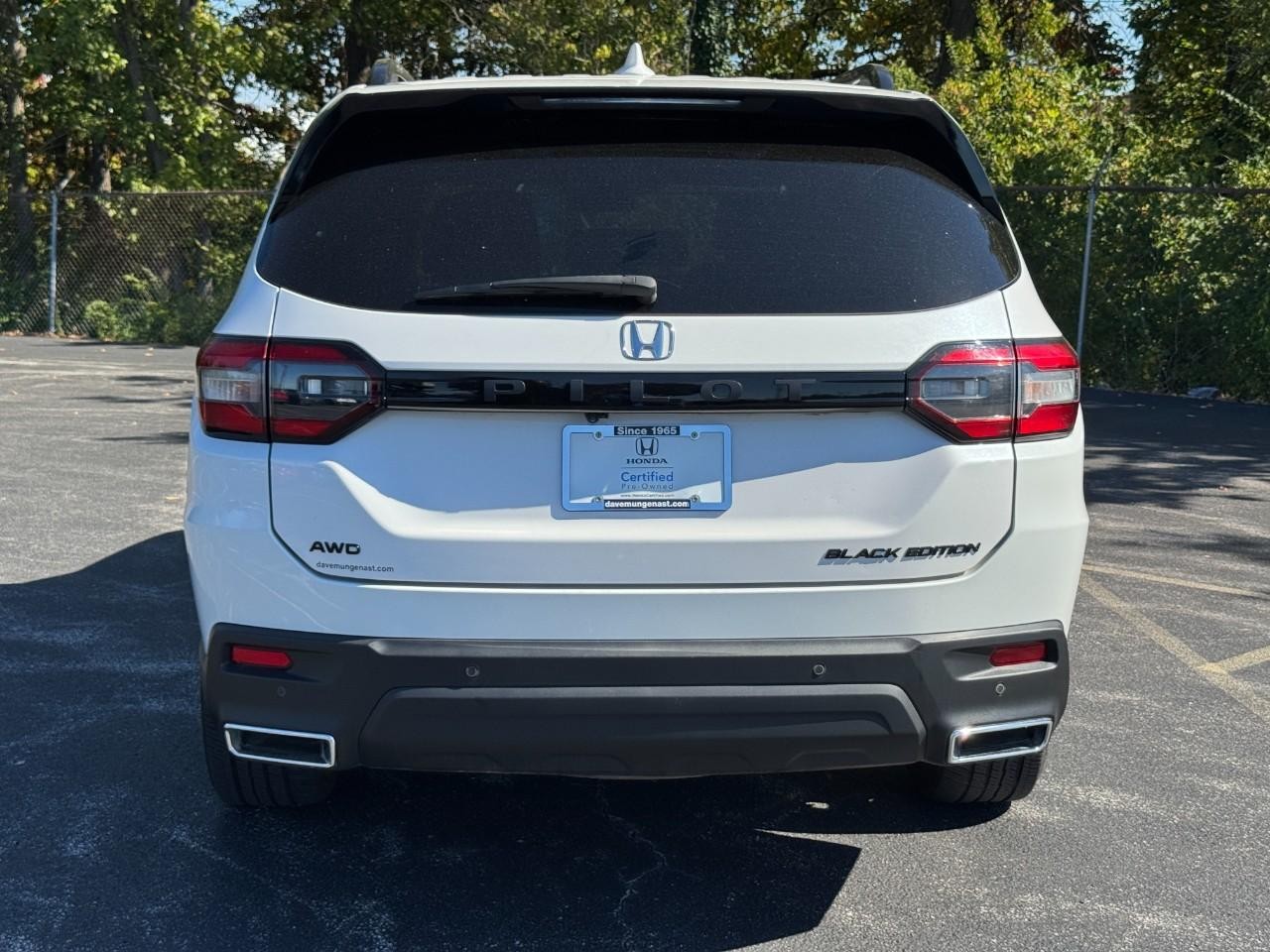 Honda Pilot Vehicle Full-screen Gallery Image 07