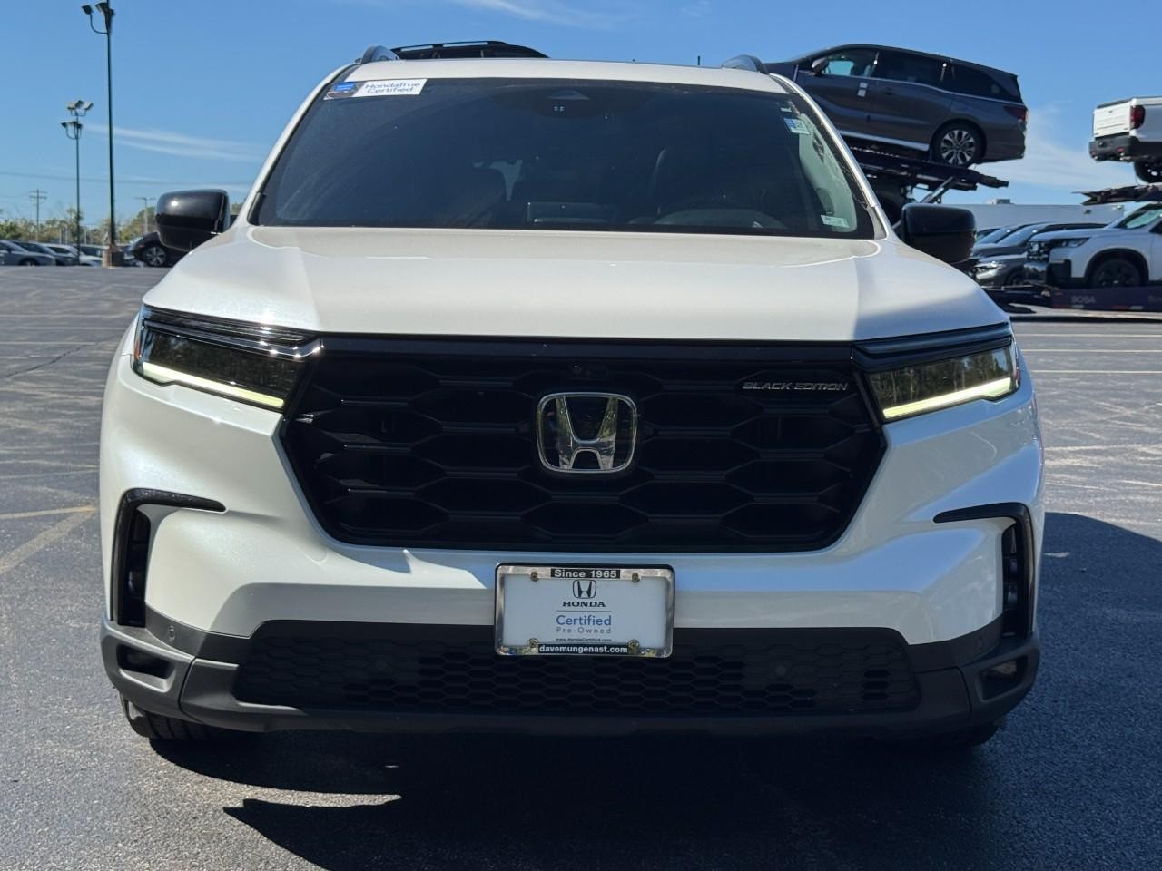 Honda Pilot Vehicle Full-screen Gallery Image 11