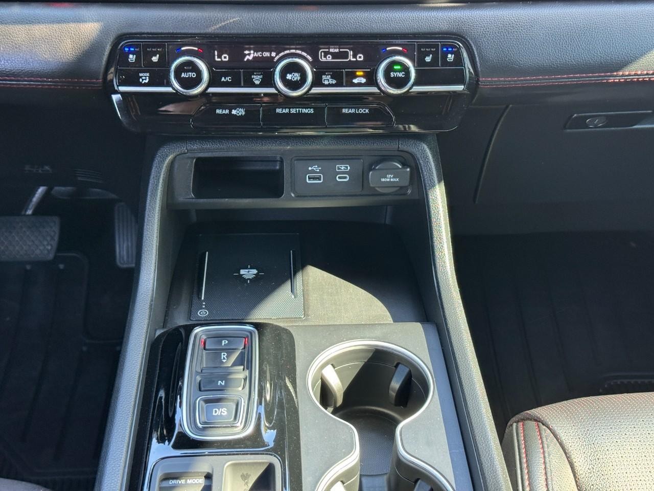 Honda Pilot Vehicle Full-screen Gallery Image 18
