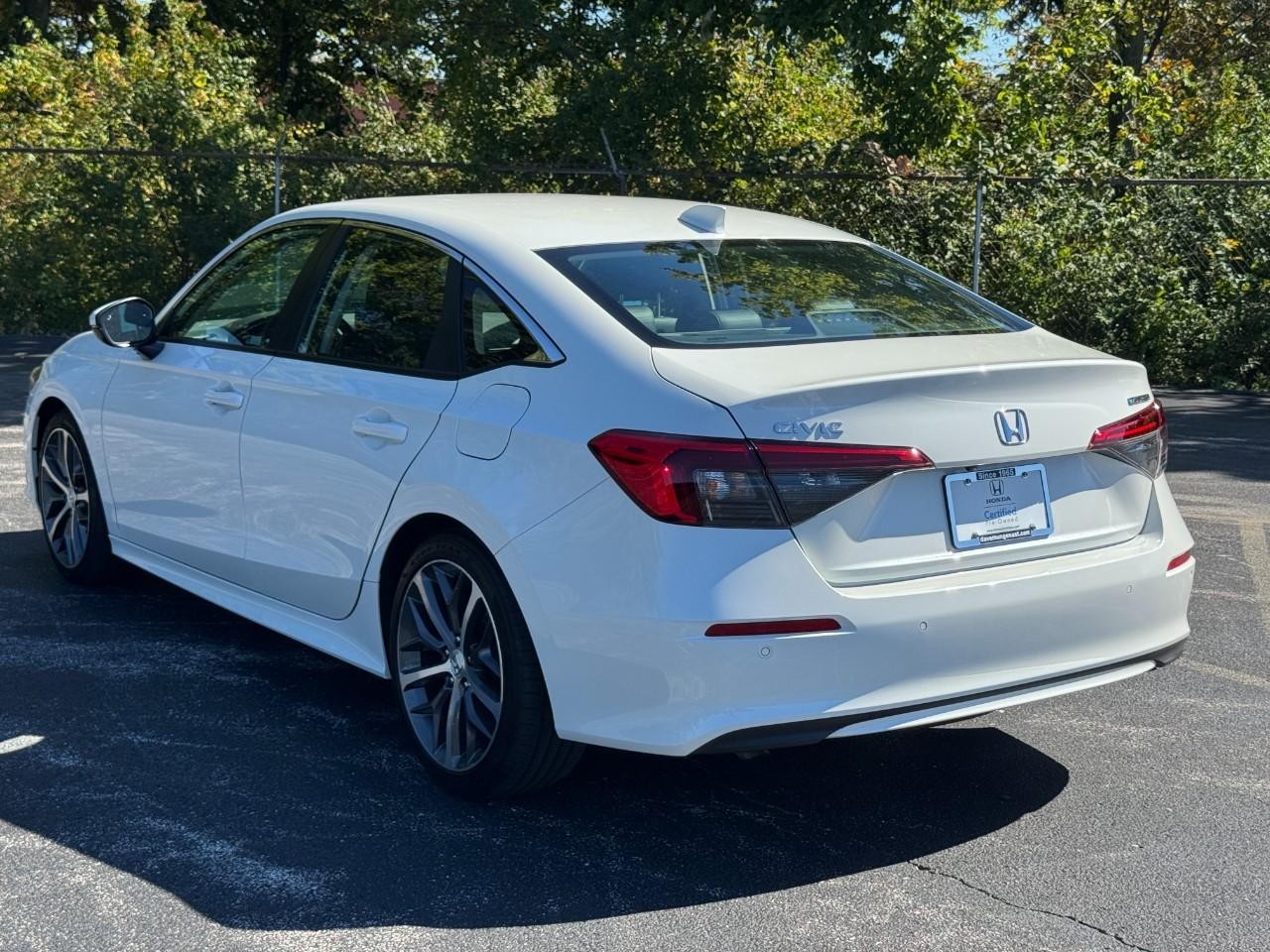 Honda Civic Sedan Vehicle Full-screen Gallery Image 08