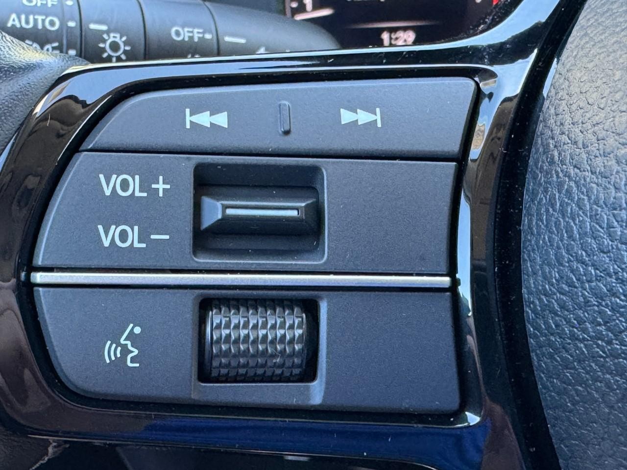 Honda Civic Sedan Vehicle Full-screen Gallery Image 20