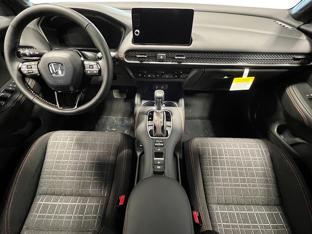 Honda HR-V Vehicle Full-screen Gallery Image 16