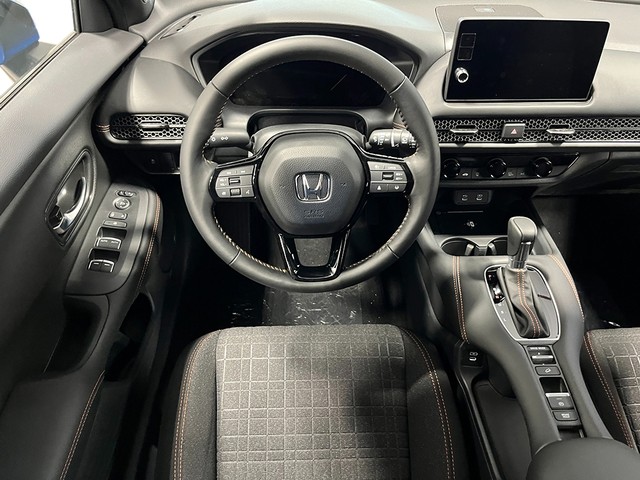 Honda HR-V Vehicle Full-screen Gallery Image 17