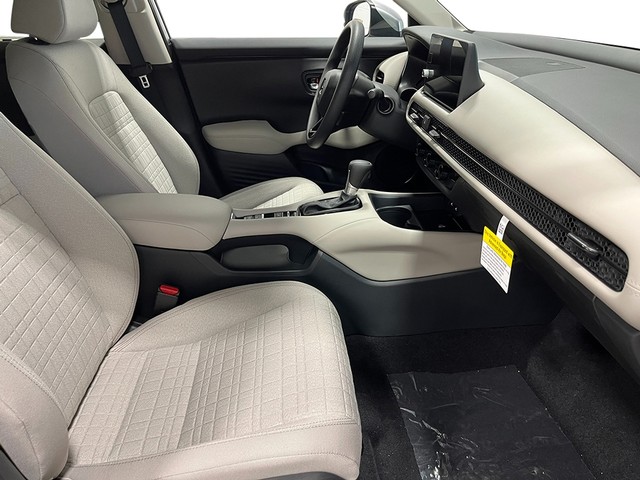 Honda HR-V Vehicle Full-screen Gallery Image 25