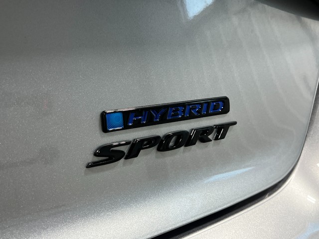 Honda Accord Hybrid Vehicle Full-screen Gallery Image 07