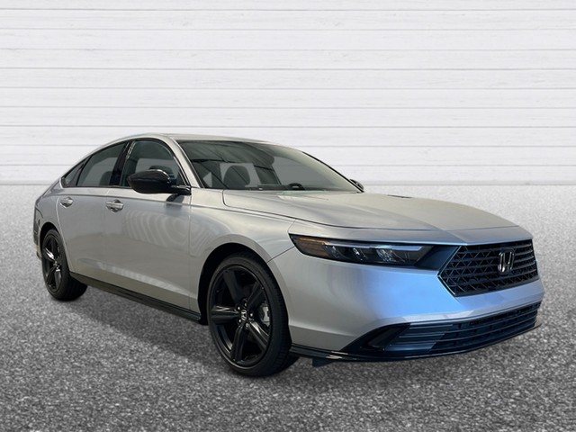 Honda Accord Hybrid Vehicle Full-screen Gallery Image 10