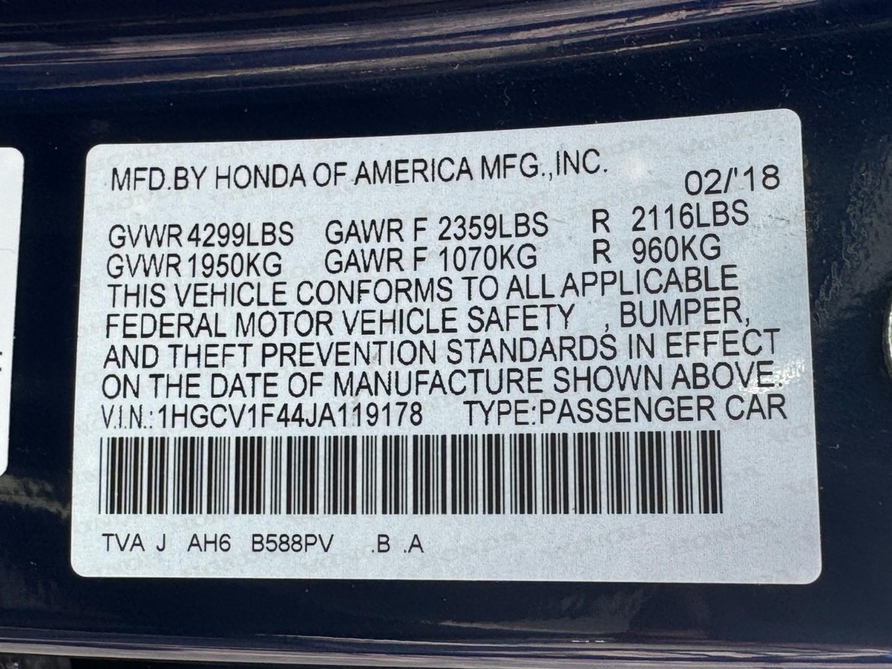 Honda Accord Sedan Vehicle Full-screen Gallery Image 24