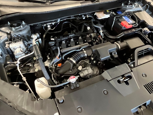 Honda CR-V Vehicle Full-screen Gallery Image 12