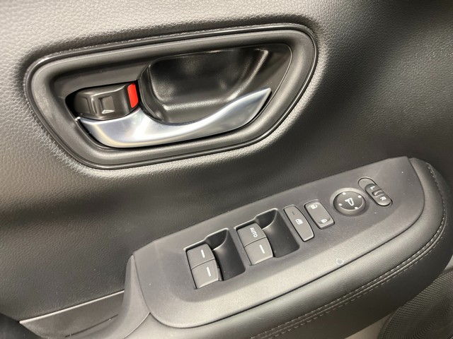 Honda HR-V Vehicle Full-screen Gallery Image 13