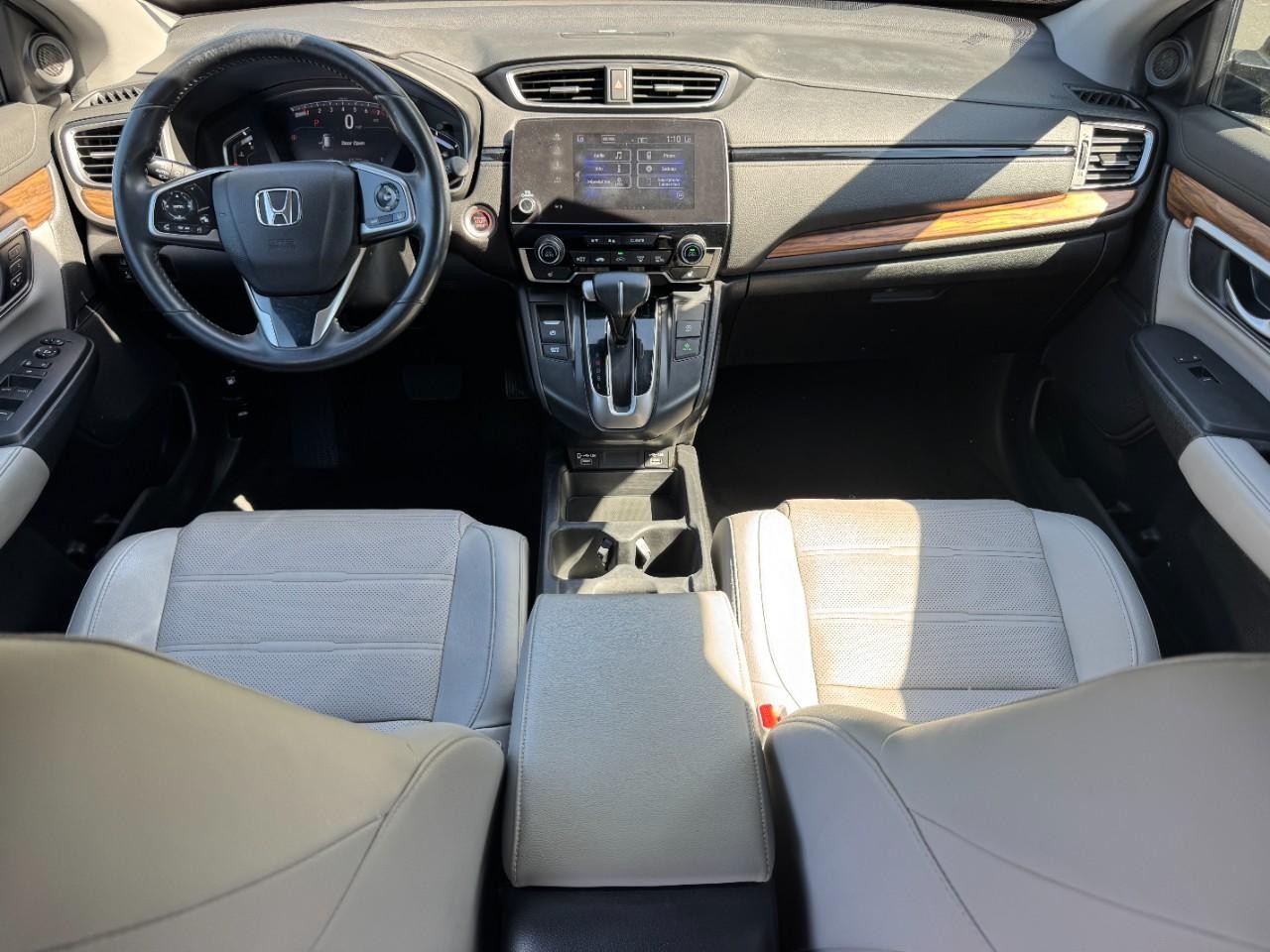 Honda CR-V Vehicle Full-screen Gallery Image 12