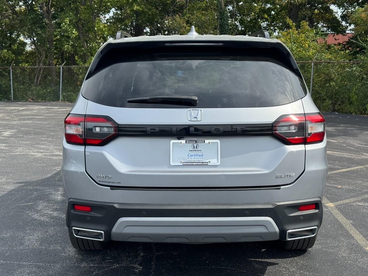 Honda Pilot Vehicle Full-screen Gallery Image 07