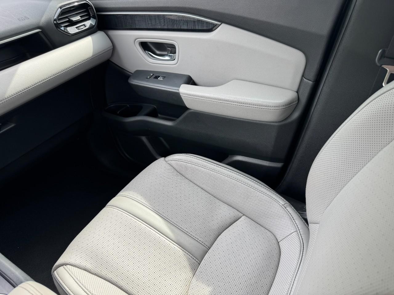 Honda Pilot Vehicle Full-screen Gallery Image 18