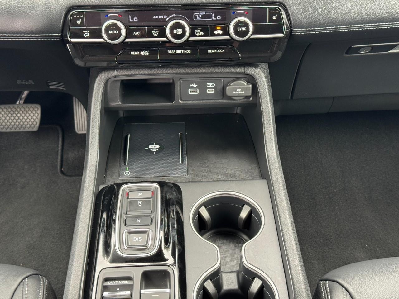 Honda Pilot Vehicle Full-screen Gallery Image 18