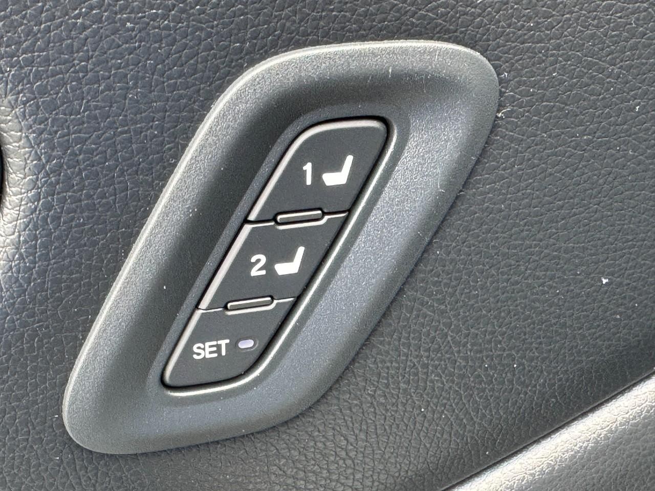 Honda Pilot Vehicle Full-screen Gallery Image 22