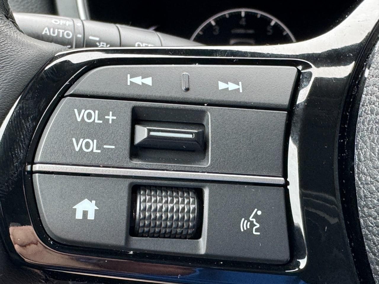 Honda Pilot Vehicle Full-screen Gallery Image 23