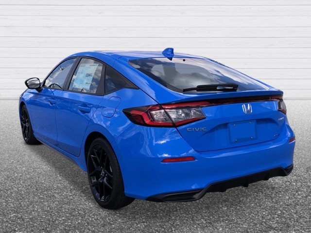 Honda Civic Hatchback Hybrid Vehicle Full-screen Gallery Image 04