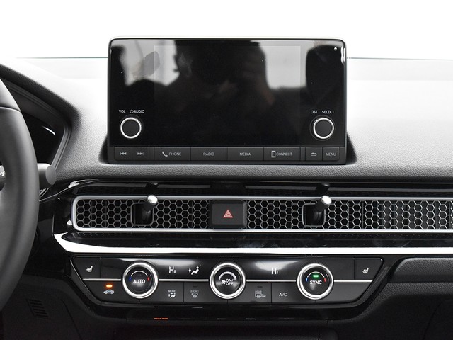 Honda Civic Hatchback Hybrid Vehicle Full-screen Gallery Image 17